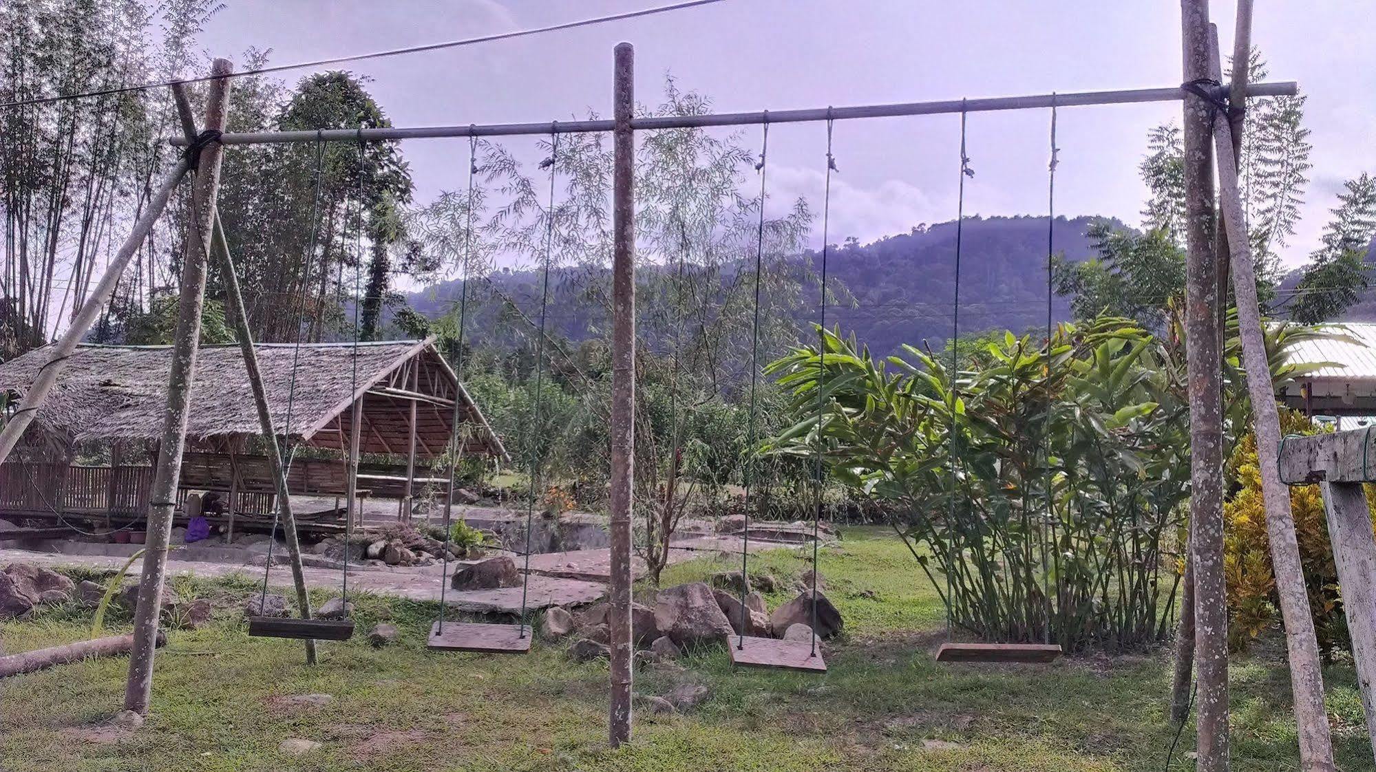 Kinabalu Poring Vacation Lodge Kampung Poring Esterno foto